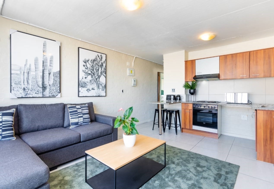 To Let 1 Bedroom Property for Rent in Woodstock Western Cape